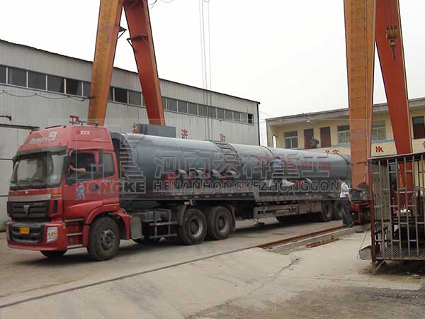 發(fā)往鄂爾多斯頁巖陶?；剞D(zhuǎn)窯發(fā)貨現(xiàn)場